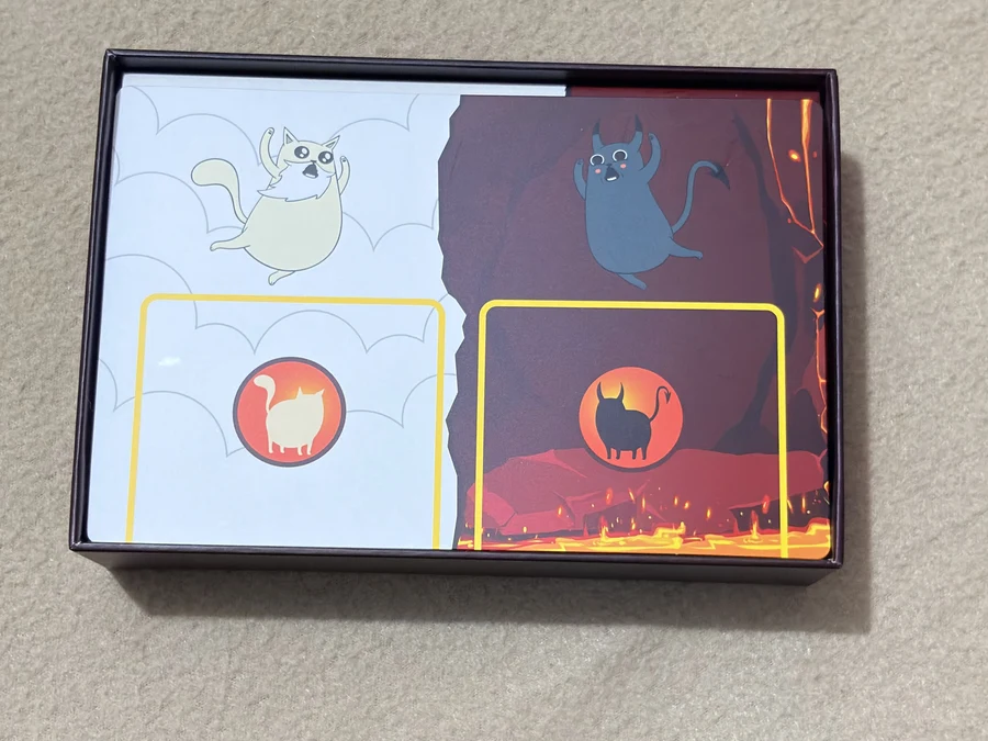 Exploding Kittens - El Bien Contra El Mal 5